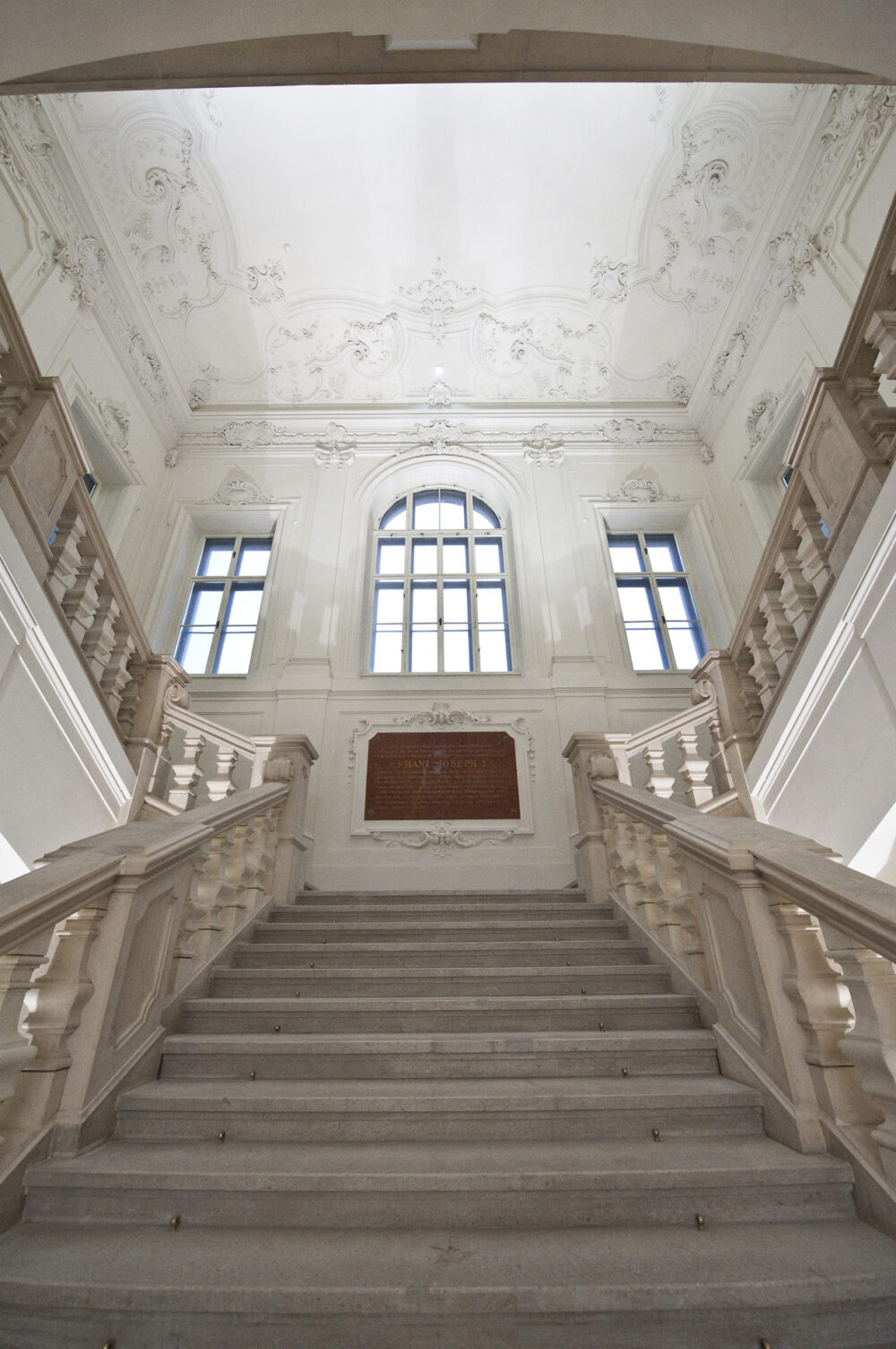 Stiegenhaus, Neue Galerie Graz,  Foto: Universalmuseum Joanneum/N. Lackner