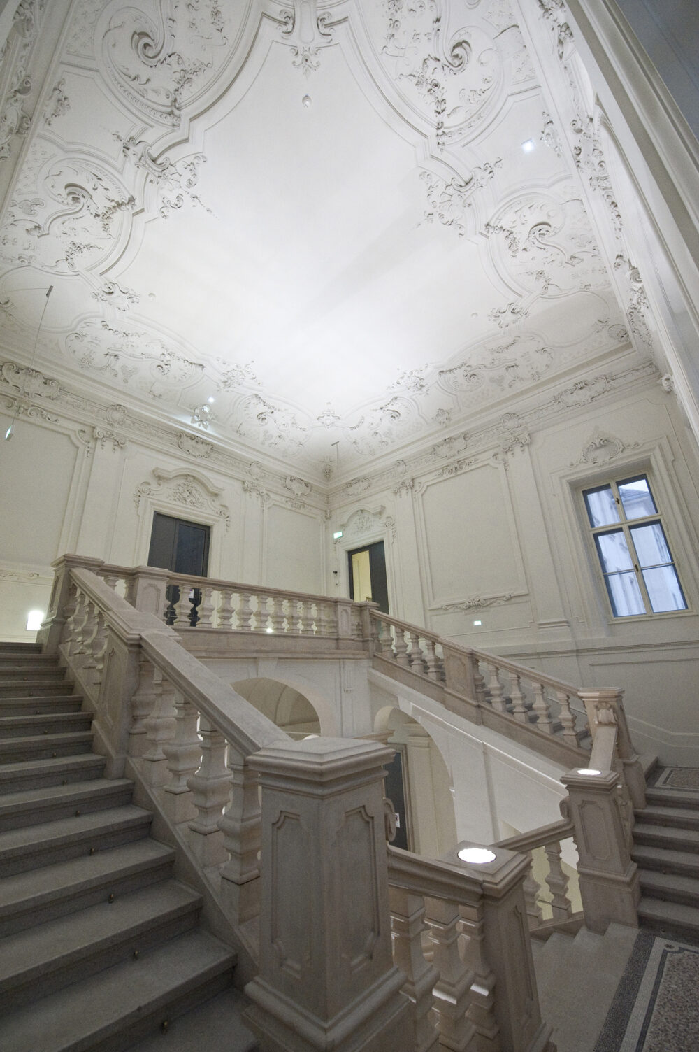 Stiegenhaus, Neue Galerie Graz,  Foto: Universalmuseum Joanneum/N. Lackner